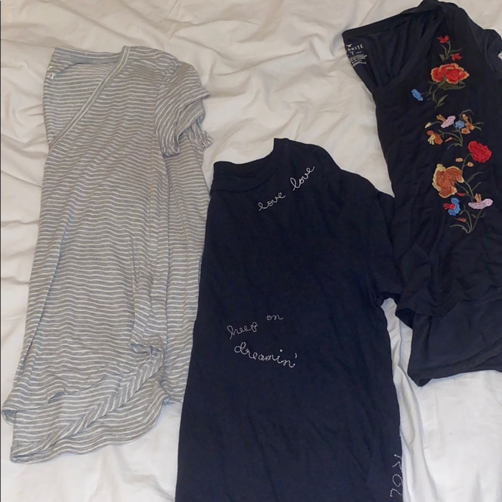 American Eagle shirt bundle